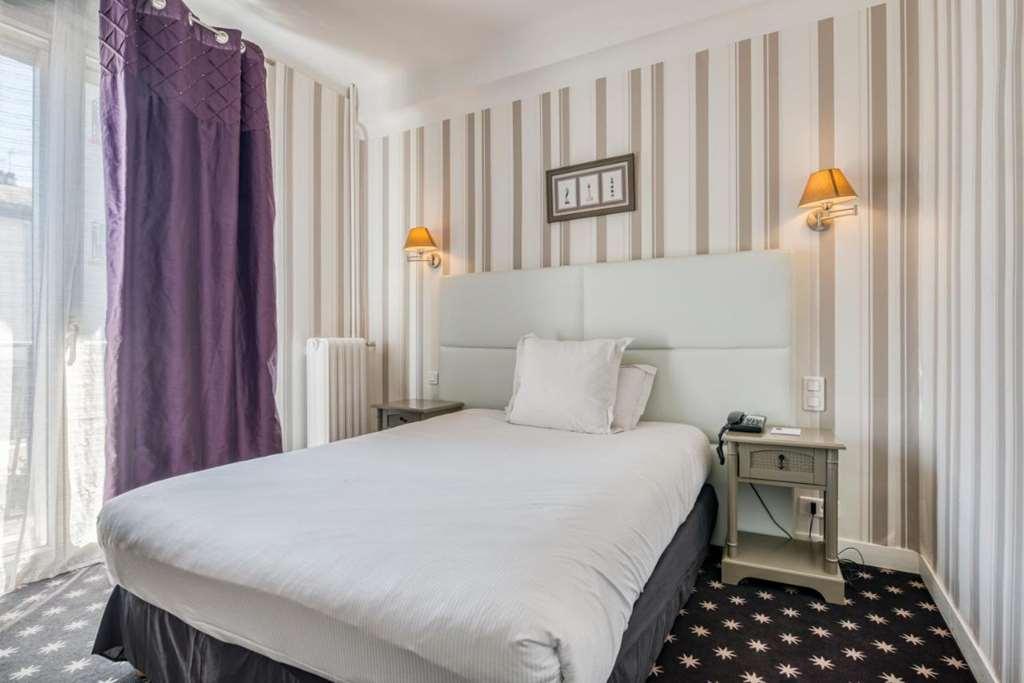 Hotel Le Berry Saint-Nazaire  Kamer foto
