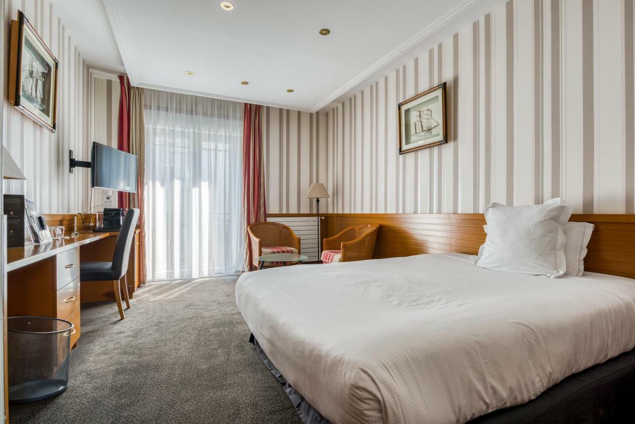 Hotel Le Berry Saint-Nazaire  Buitenkant foto